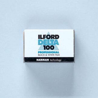 Film foto alb-negru 35mm Ilford Delta 100